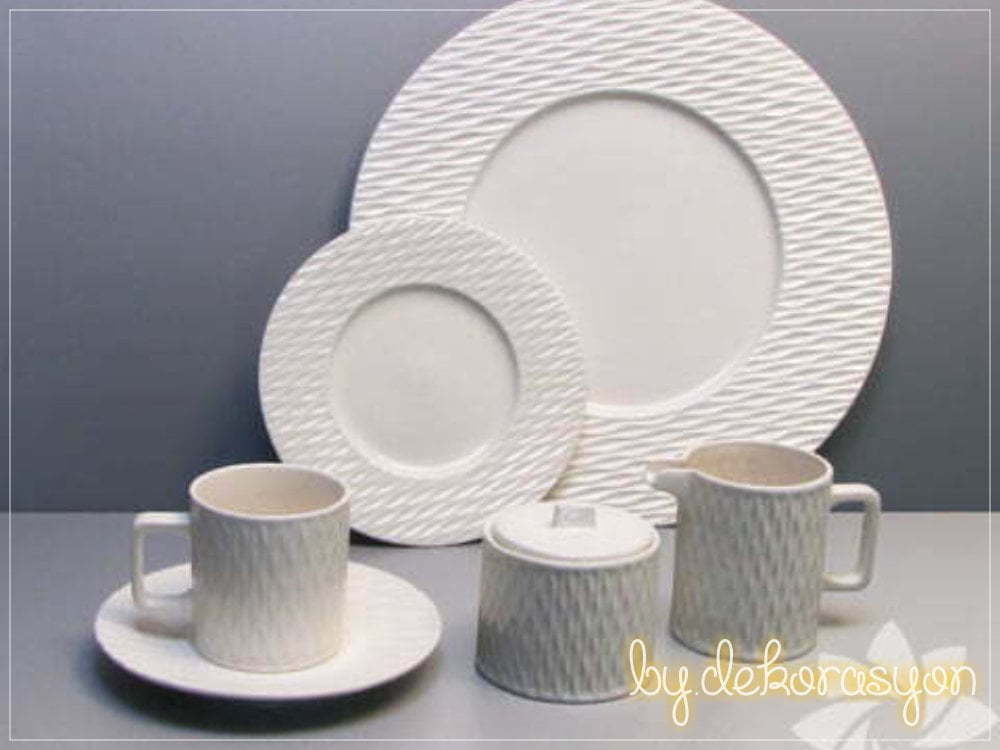 Bone China kahve saati seti ve fincanlar