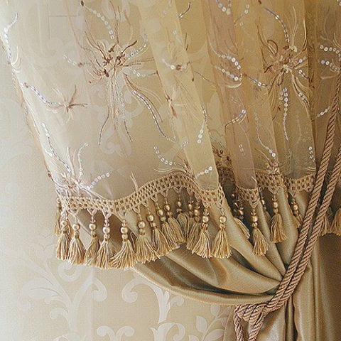 Soyut desenli, sanat eseri gibi bir perde