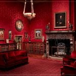 Kirmizi-Tehlikeli-Bir-Renktir-Kirmizi-Dekorasyon-Bydekorasyon