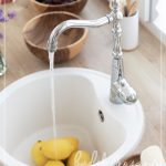 Krom_ve_Fircalanmis_Metal_Modern_ve_Leke_Tutmayan_Siklik